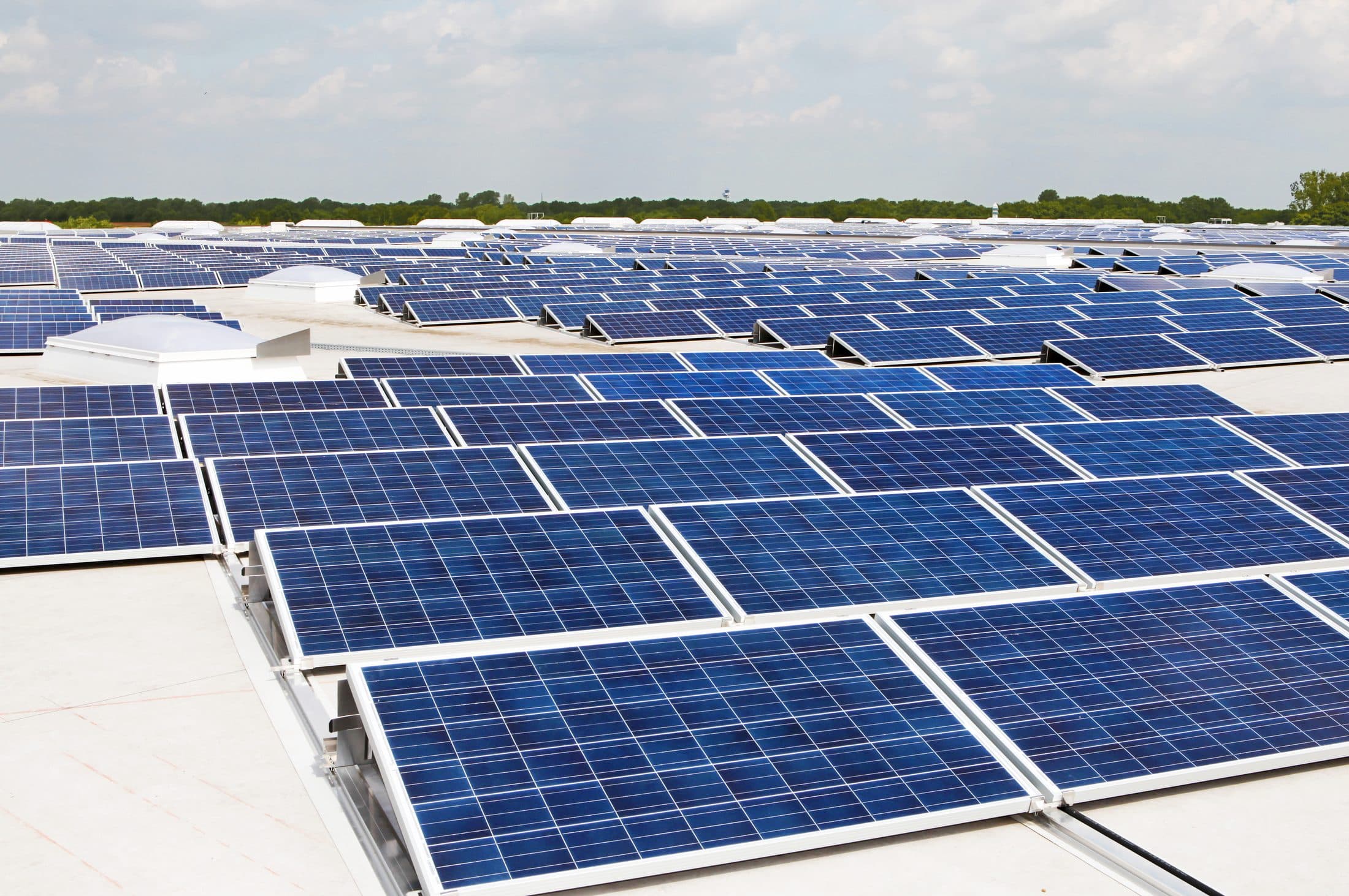 Industrial rooftop solar installation
